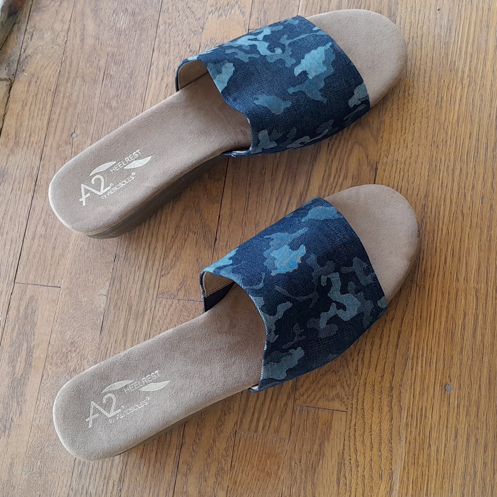 A2 by Aerosoles Heelrest Shoes - Picture 2 of 9